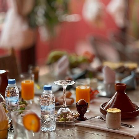 Riad La Bigarade Marrakesh Bagian luar foto